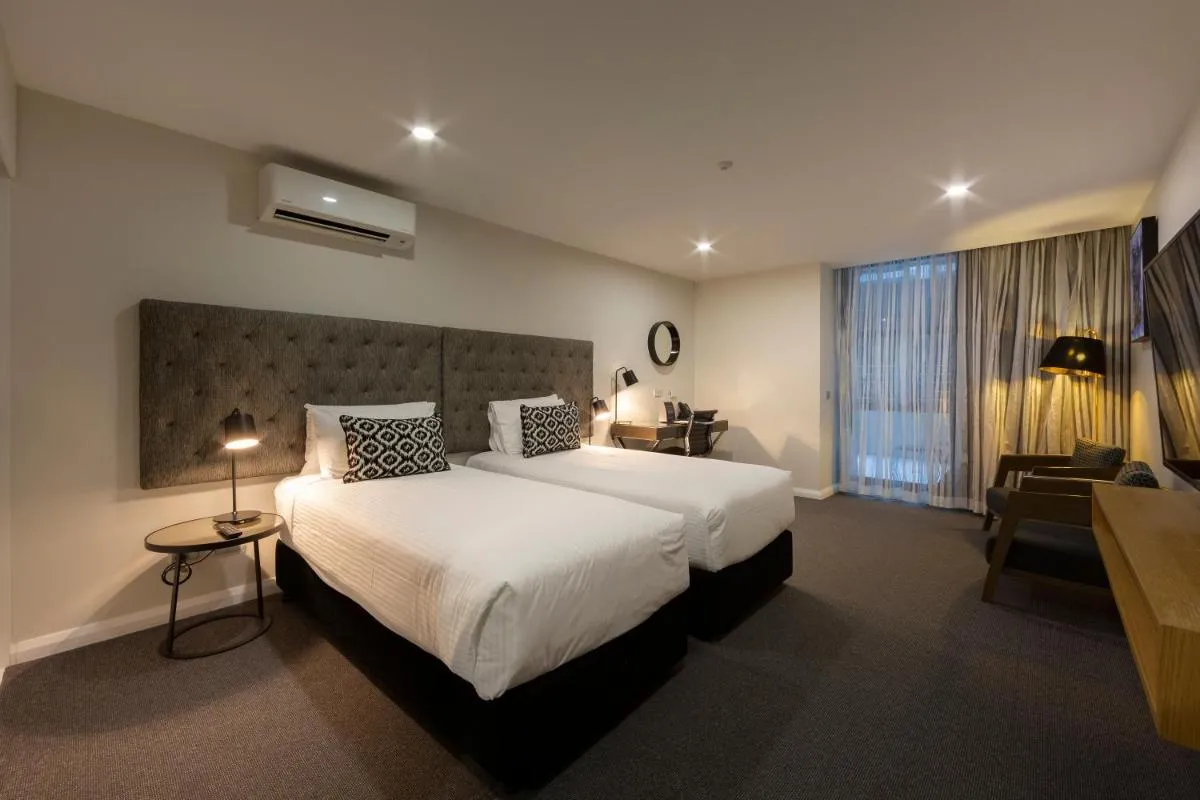 Image 1 of Avenue Hotel Canberra