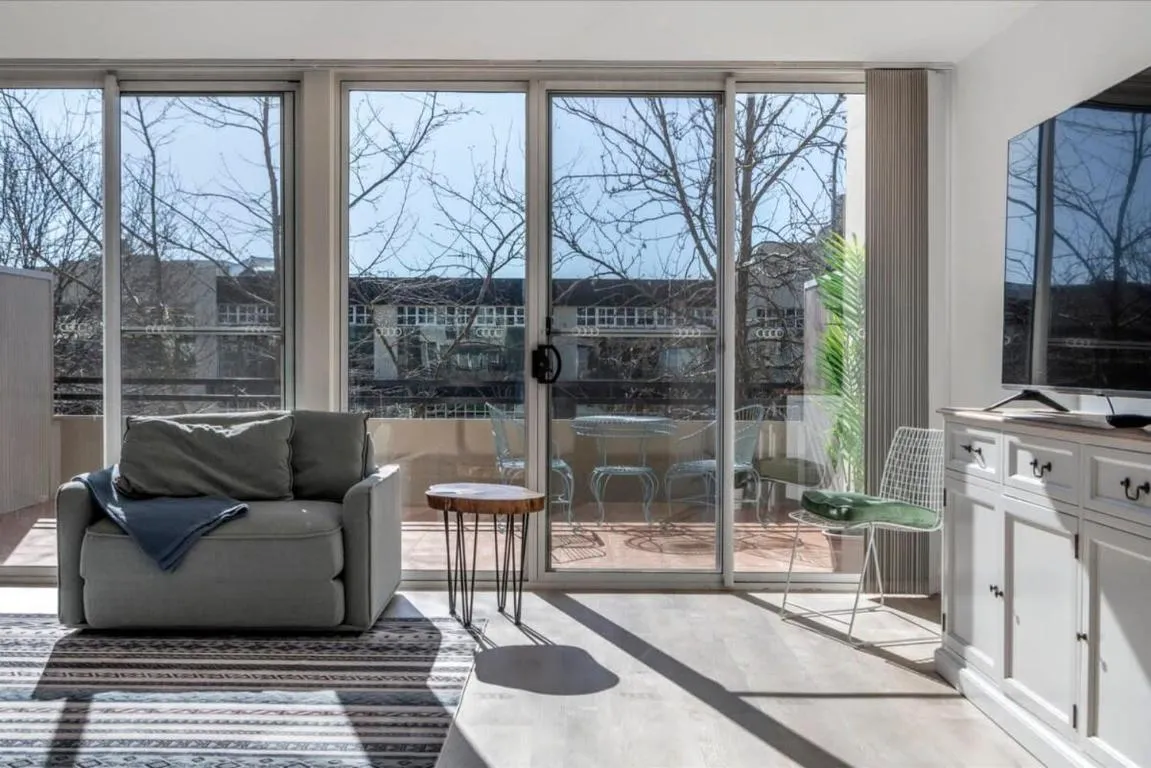 Image of Beautiful 3 Bedroom Townhouse Located in Dickson