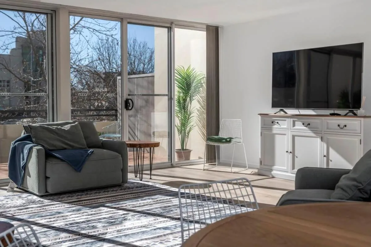 Image 4 of Beautiful 3 Bedroom Townhouse Located in Dickson