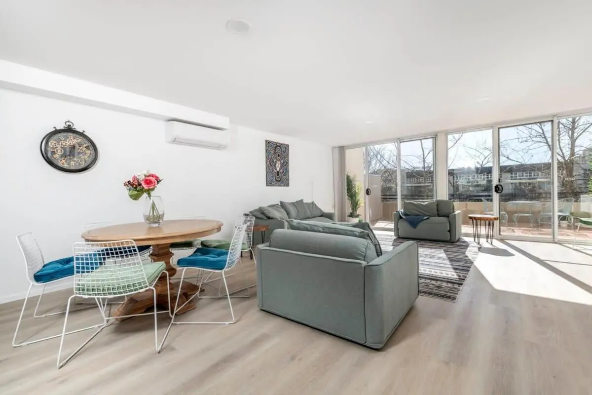Image 3 of Beautiful 3 Bedroom Townhouse Located in Dickson