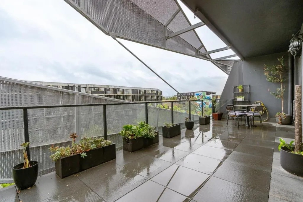 Image 2 of City Lifestyle Minutes to Canberra Centre