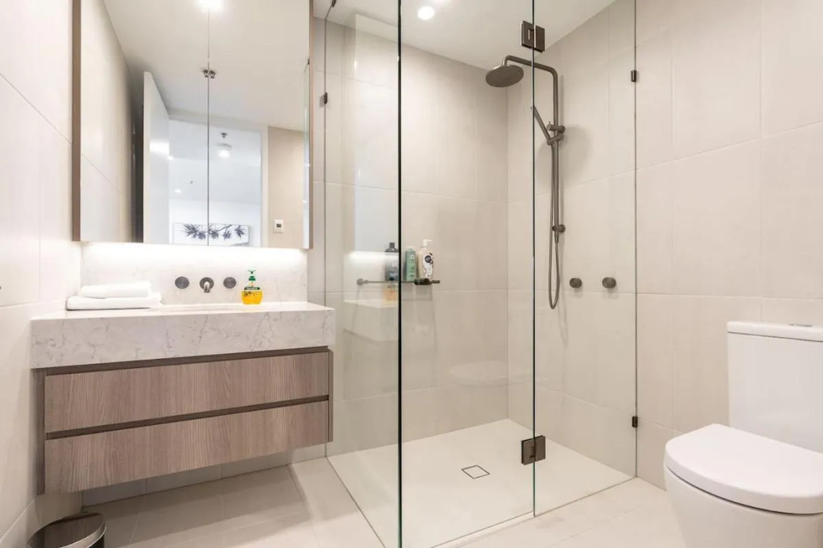 Image 2 of Cosy Apartment near ANZAC Park West and Glebe Park