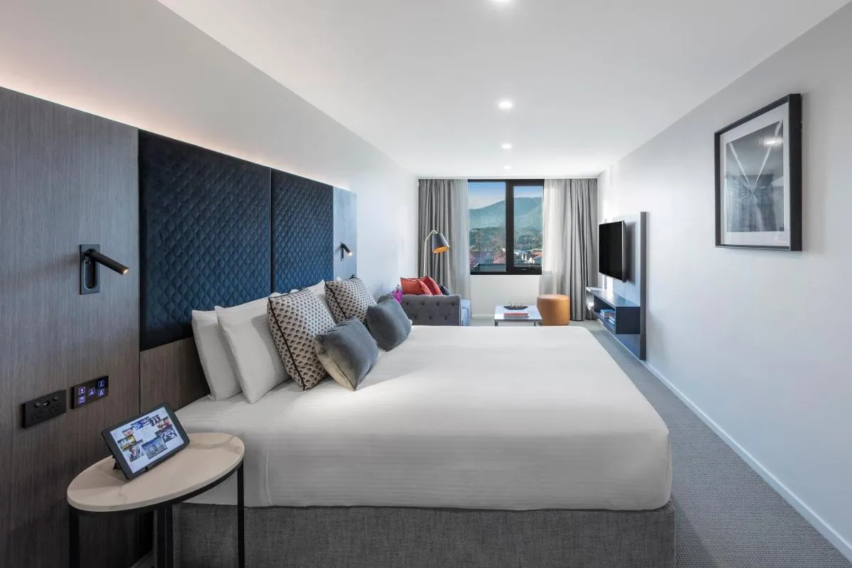 Image 1 of Deco Hotel Canberra