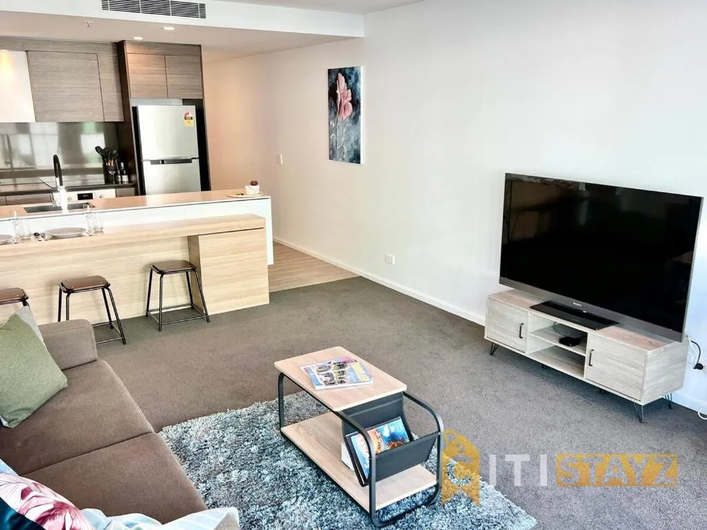 Image 1 of Light & Lovely in Canberra’s CBD – 1BR Apt w/Carsp