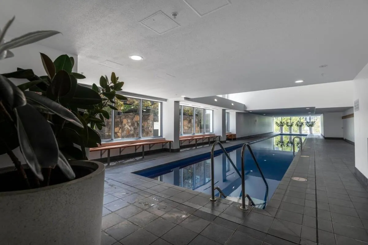 Image 3 of London Circuit – City Hideaway
