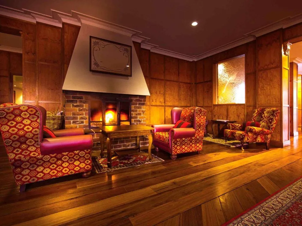 Image 1 of Mercure Canberra