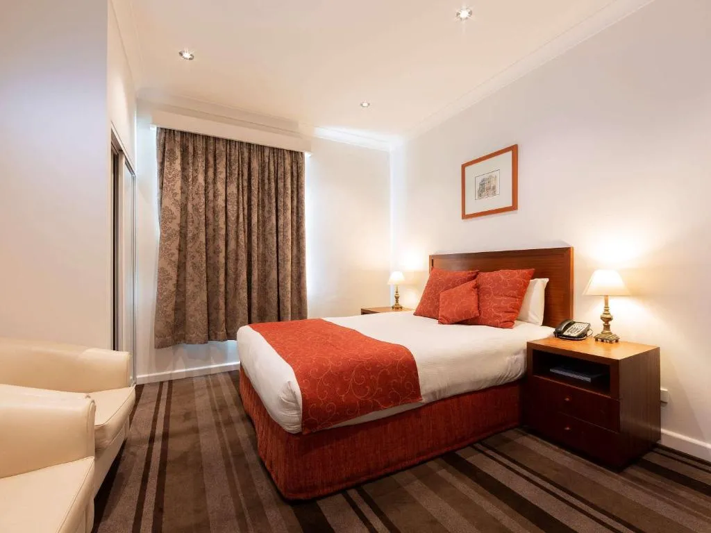 Image 5 of Mercure Canberra