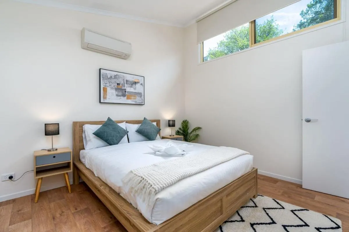 Image 1 of Peaceful 1BR Courtyard Unit in quiet Dickson