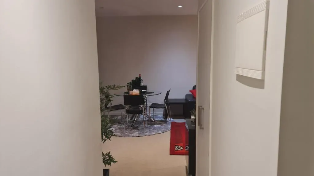 Image 2 of Qure Restaurant and Apartments Canberra Bruce