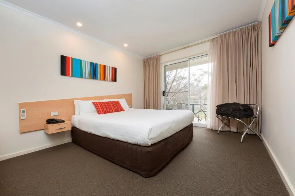 Image 3 of Ramada Encore Belconnen