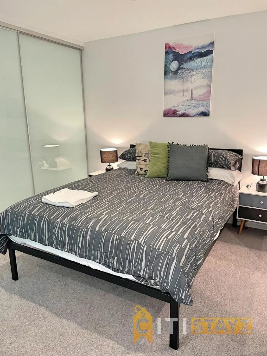 Image 3 of Splendid 2bd 1bth 1csp Apt – Superb CBD Location