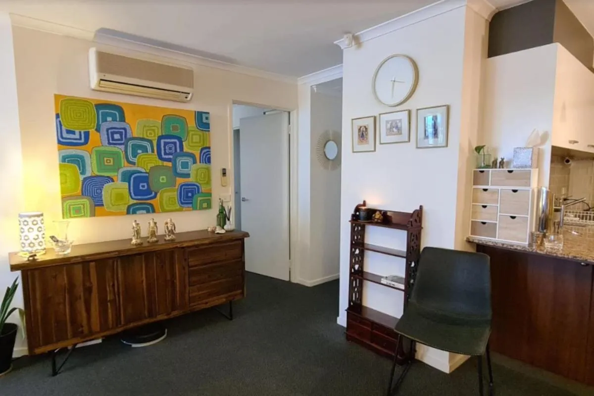 Image 2 of Stunning 2BR Apt in the Heart of Canberra City