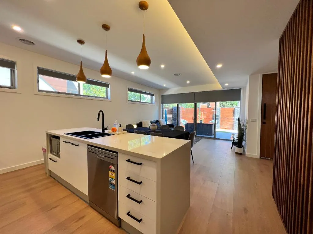 Image of Stunning Dickson Luxe 3BR 2Bath Double Garage WiFi Brand New Home