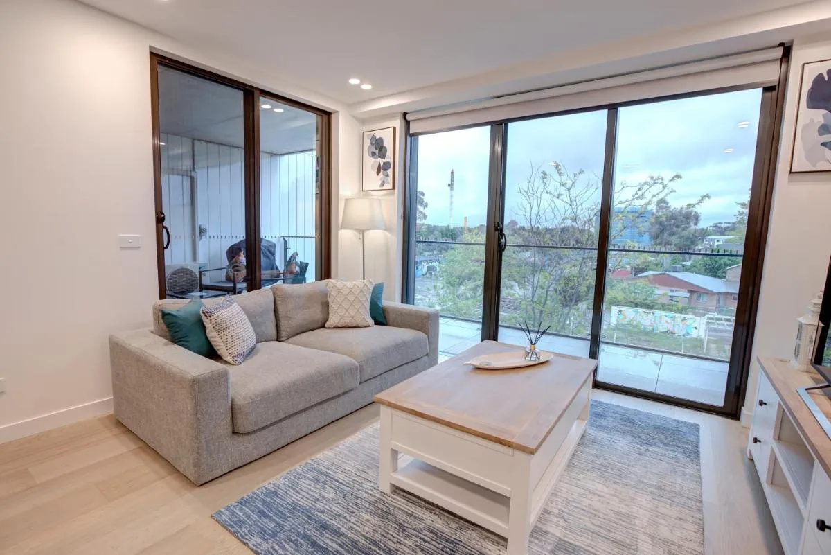 Image 5 of The Hamptons – Lux 2 Bed 2 Bath, Pool – Central Location
