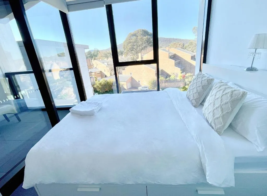 Image 1 of The Metropol 2BR Apt, In the heart of CBD 2b1b1c, Free parking, Wi-Fi