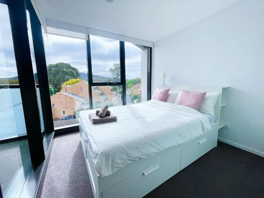 Image of The Metropol 2BR Apt, In the heart of CBD 2b1b1c, Free parking, Wi-Fi