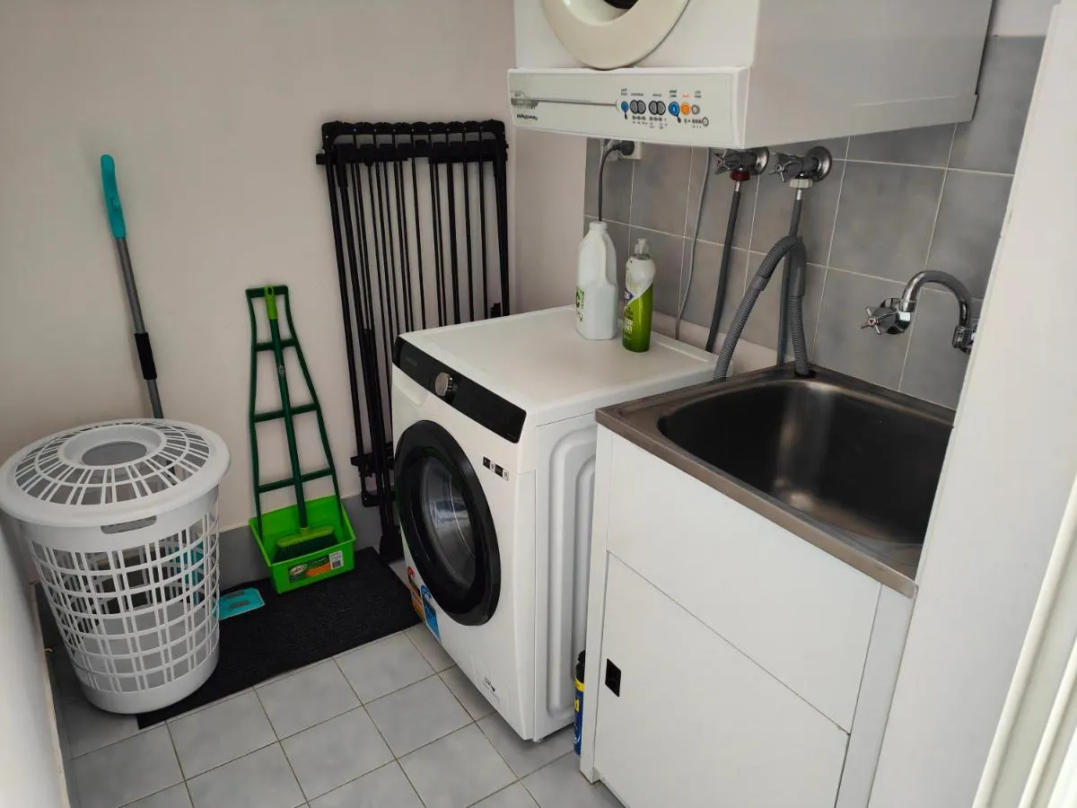 Image 4 of Tuggeranong Short Stay #07C – Sleeps 6