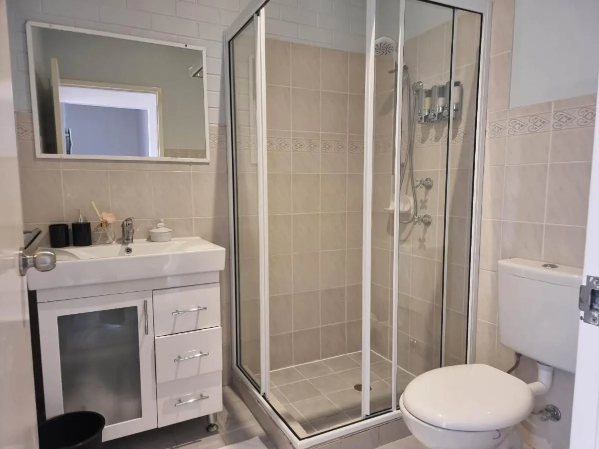 Image 2 of Tuggeranong Short Stay #07C – Sleeps 6