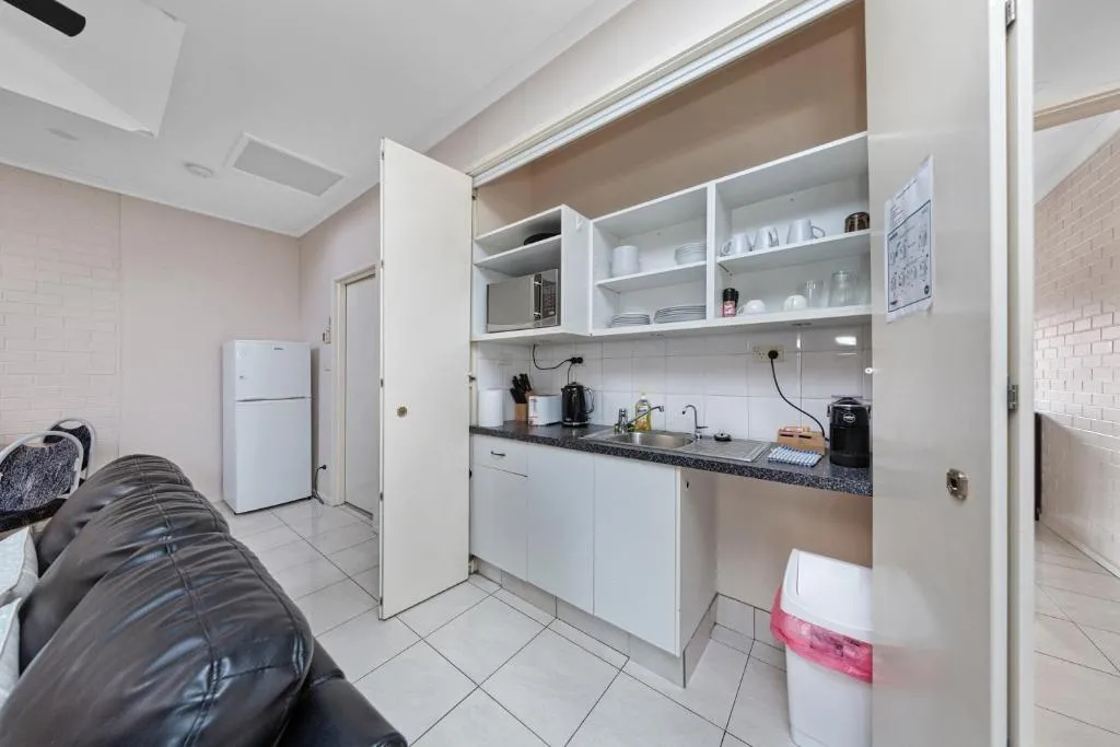 Image 4 of Tuggeranong Short Stay #10C – Sleeps 6