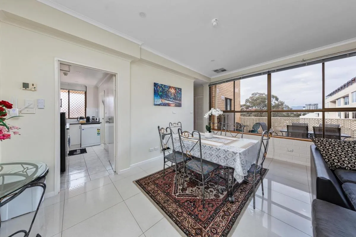 Image 3 of Tuggeranong Short Stay #11C – Sleeps 8