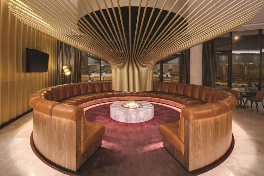 Image 3 of Vibe Hotel Canberra