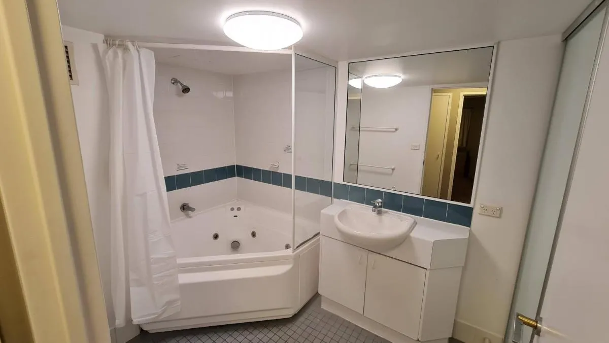 Image 3 of 1BR Executive Apartment in City Centre