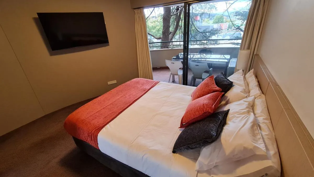 Image 4 of 1BR Executive Apartment in City Centre