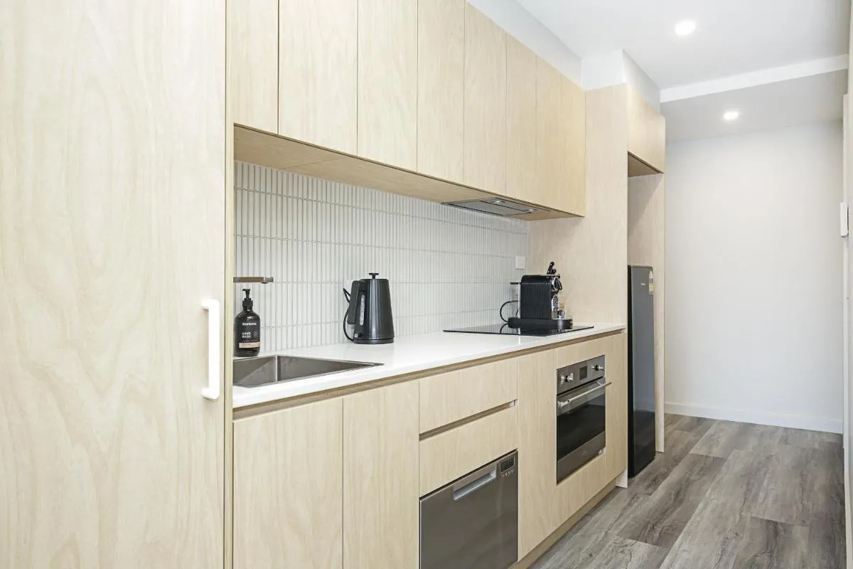 Image 2 of 1 bed luxury Braddon unit