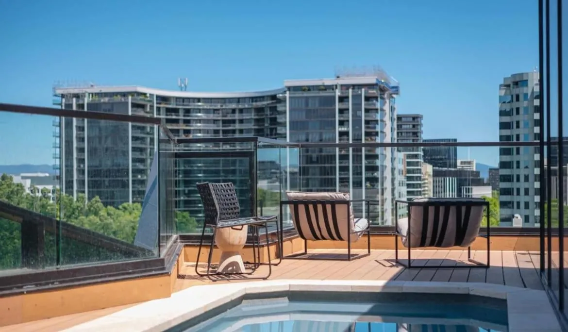 Image 1 of 2B-1BR-1Car-Courtyard-CBD-Shops