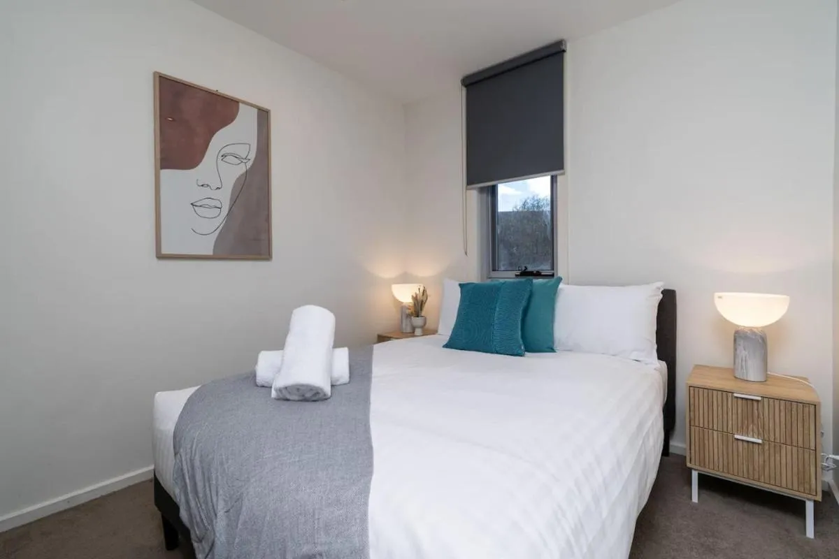 Image 2 of 3BR Modern Apt Prime Location 7 Mins to CBD – Hosted by Canstay