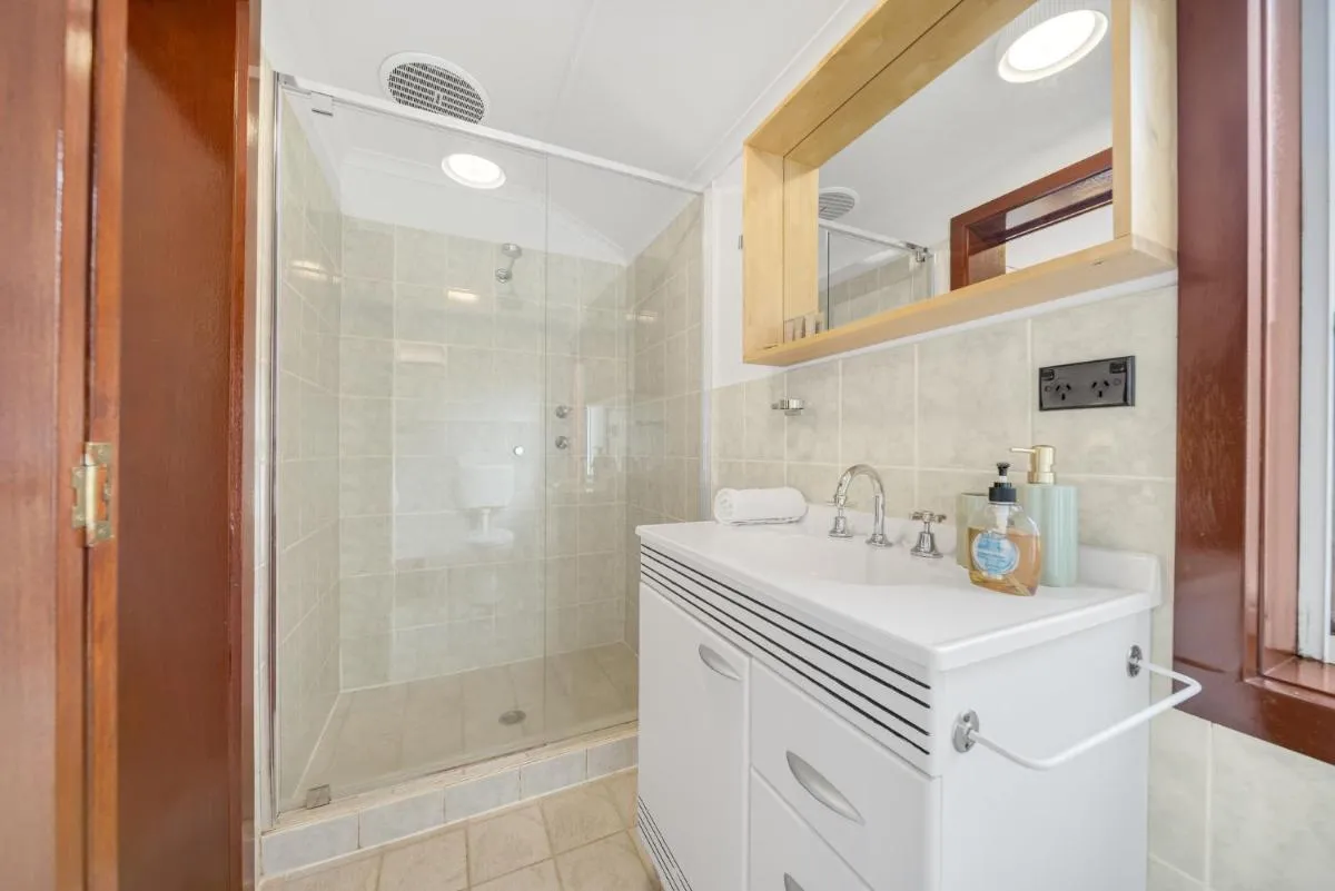 Image 2 of 3-Bed Family Haven with Garden & BBQ Area