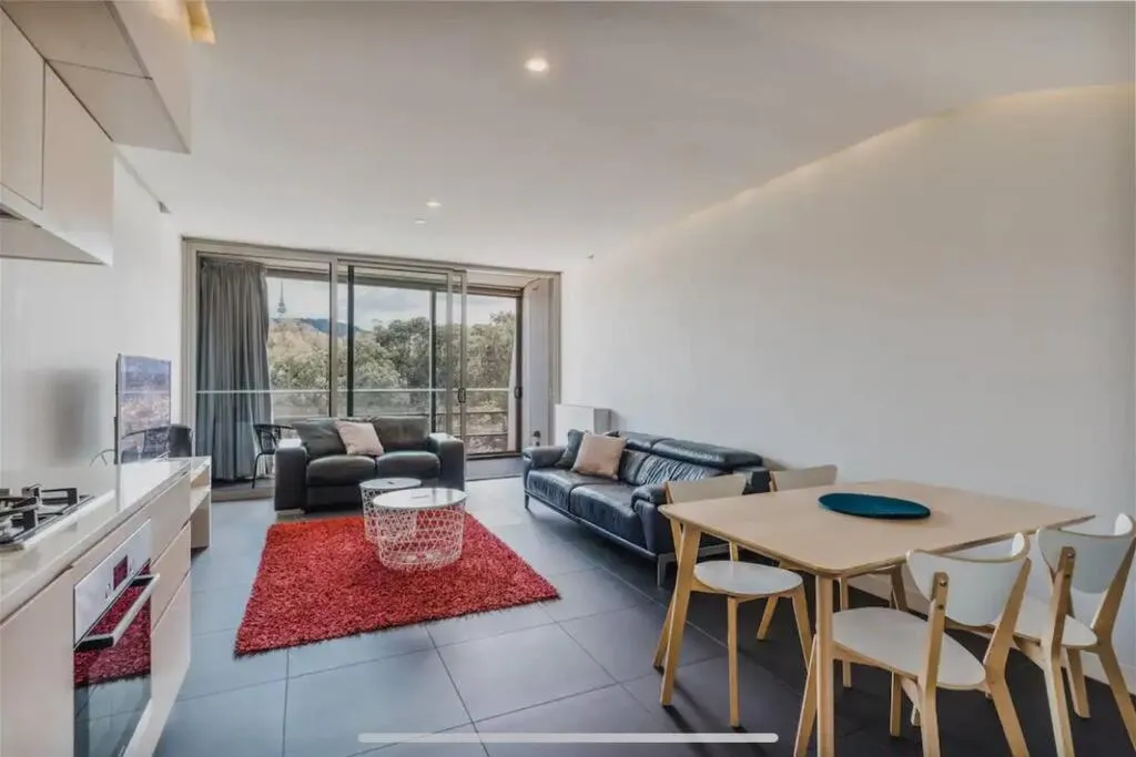Image of Apartment nestled between Lake Burley Griffin, city and ANU