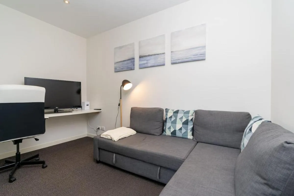 Image 4 of Bright Loft-Style Apartment with Gorgeous View – Hosted by CanStay