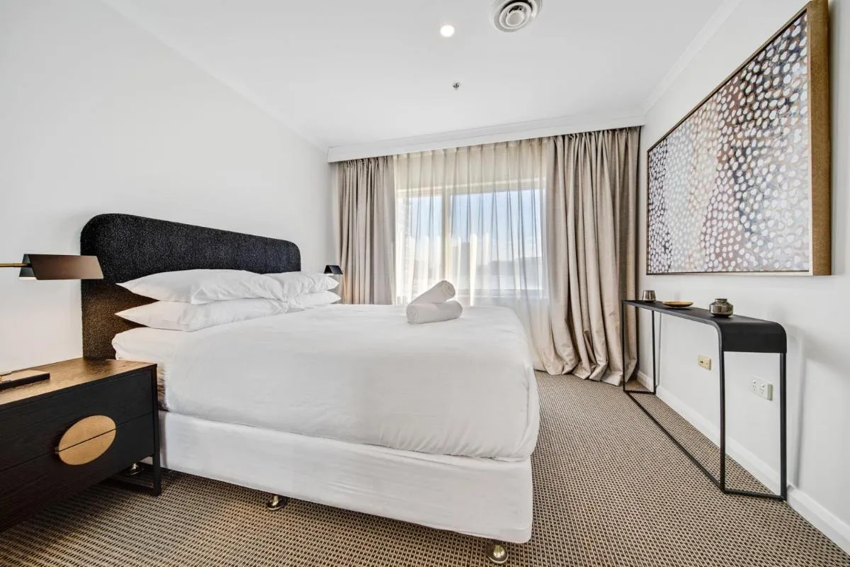 Image 1 of Center 1-Bed with Sauna, Gym, BBQ & Parking