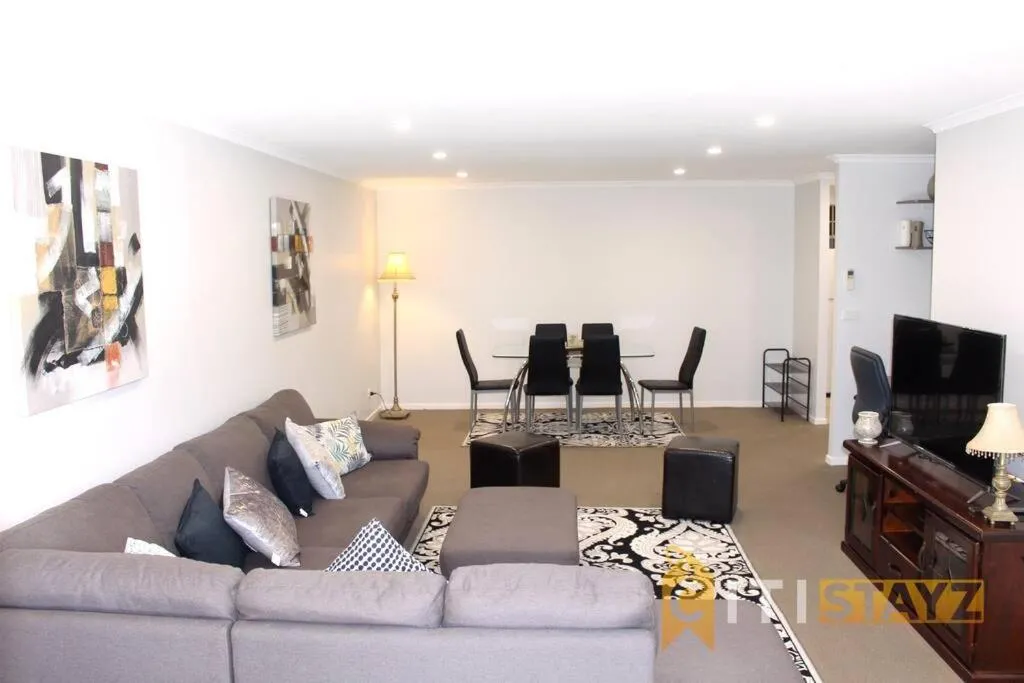 Image of Comfortable & Spacious -2bd 2bth – Braddon