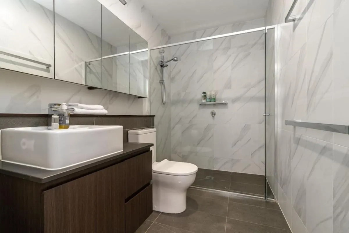Image 6 of Contemporary Tri-Level APT in a Prime Central Spot – Hosted by Canstay