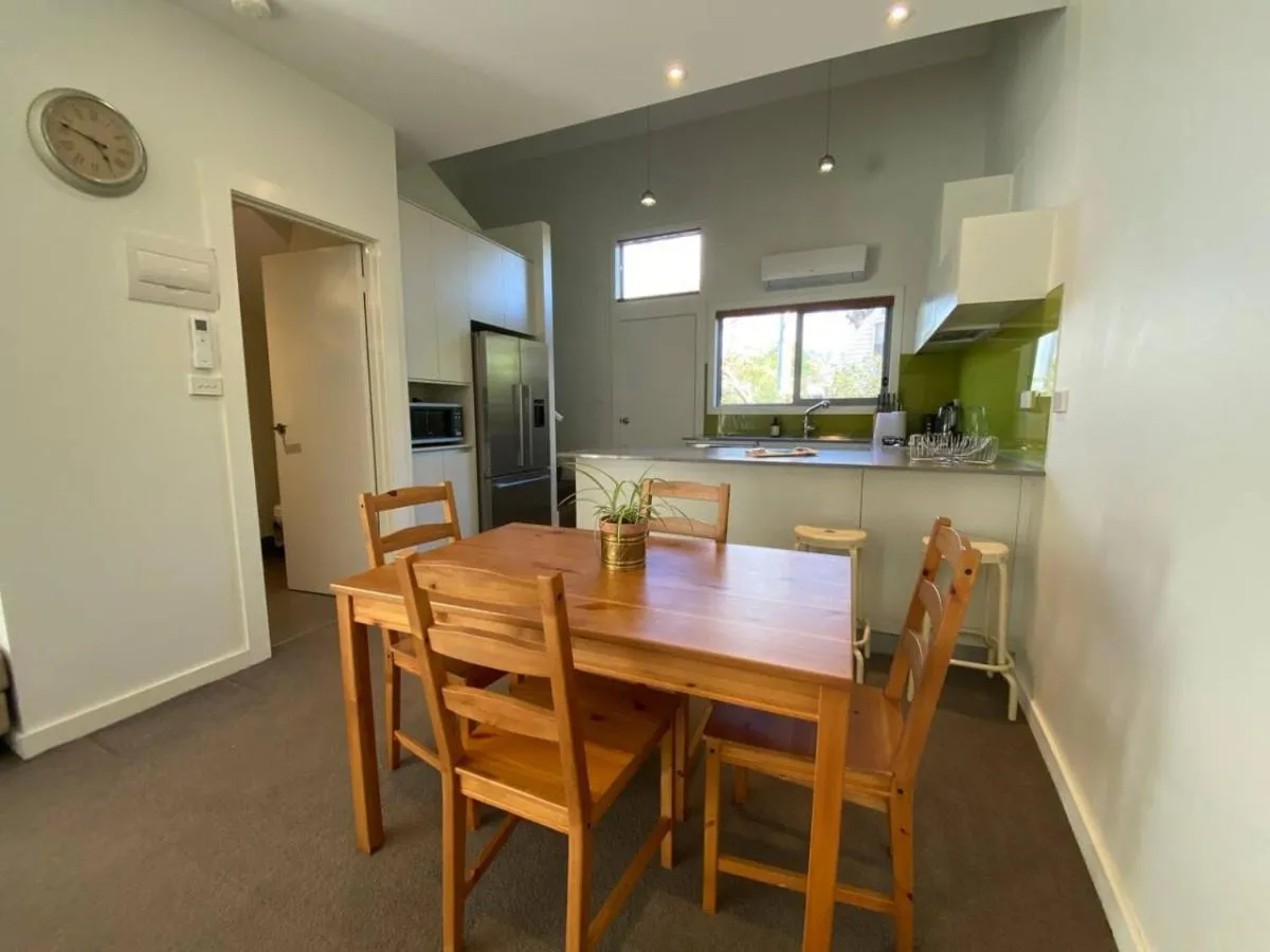 Image 4 of Cosy Work From Home Townhouse 10 Mins From City – Hosted by CanStay