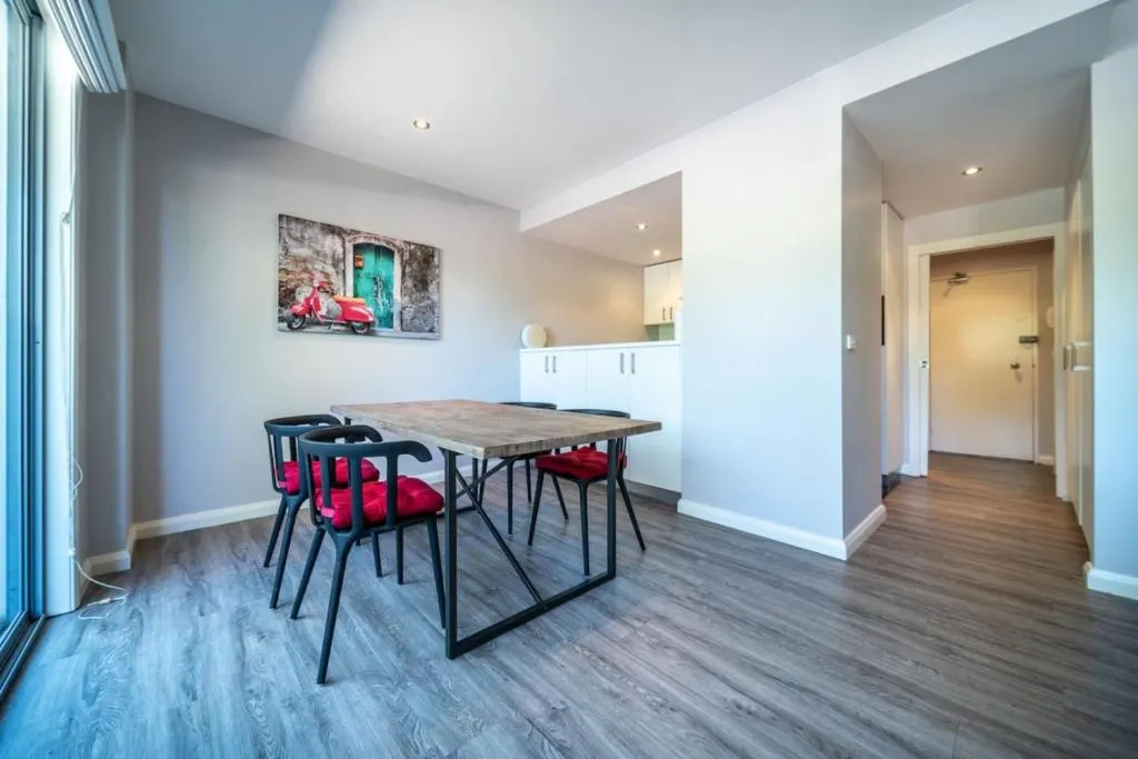 Image of Cosy contemporary 1BR plus sofa bed – Hosted by CanStay