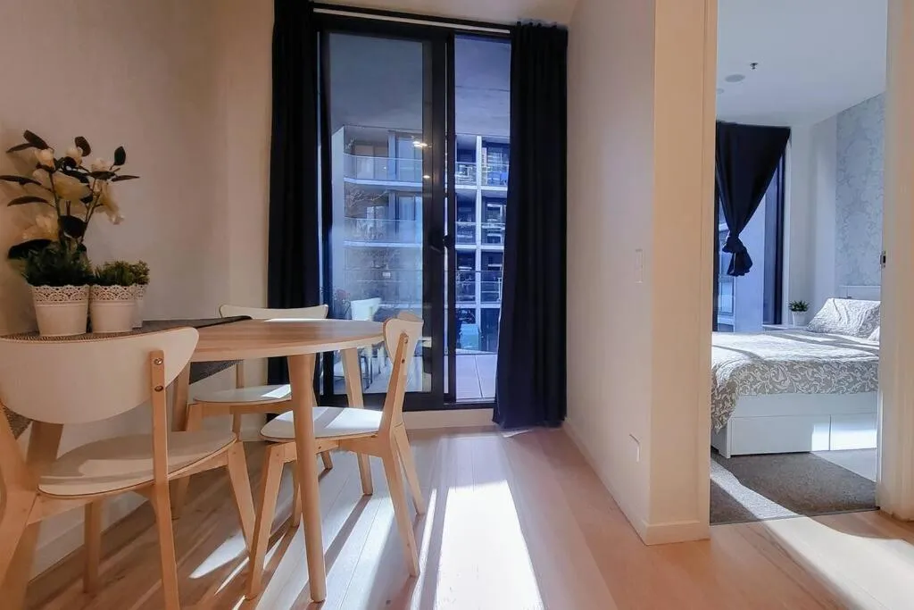 Image 1 of Cozy 1BR Apartment in the heart of Canberra