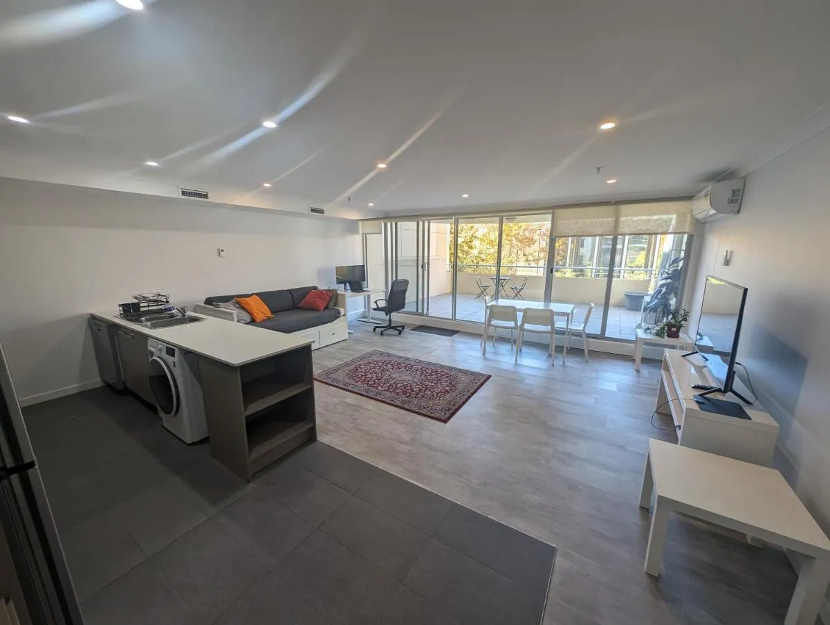 Image 2 of Dana-Cozy Apartment with Shared Entry in the City