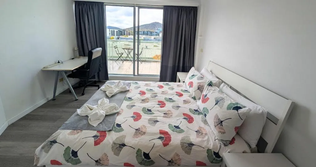 Image of Dana-Cozy Private Room in Shared Central Apt-Rm 2