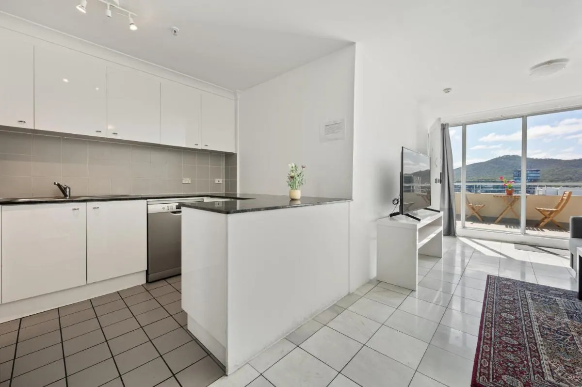 Image 2 of Dana-Private Room in a shared duplex Apartment -3
