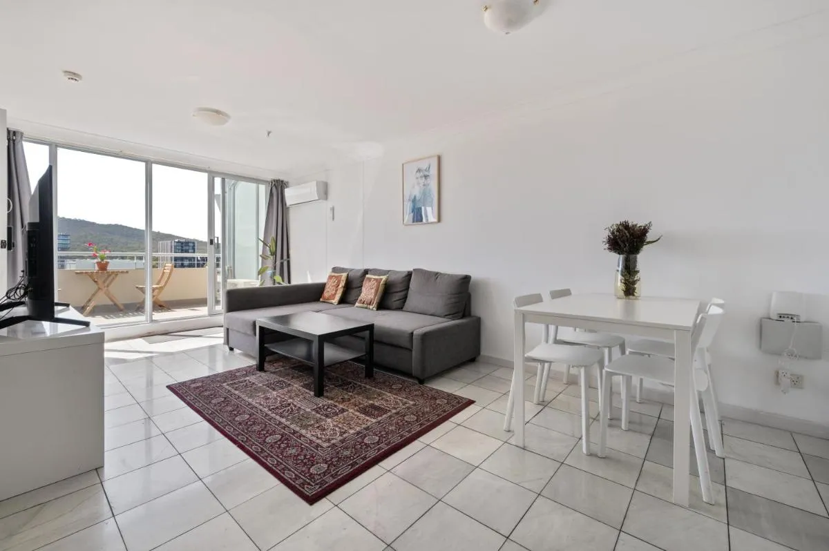 Image 6 of Dana-Private Room in a shared duplex Apartment -3
