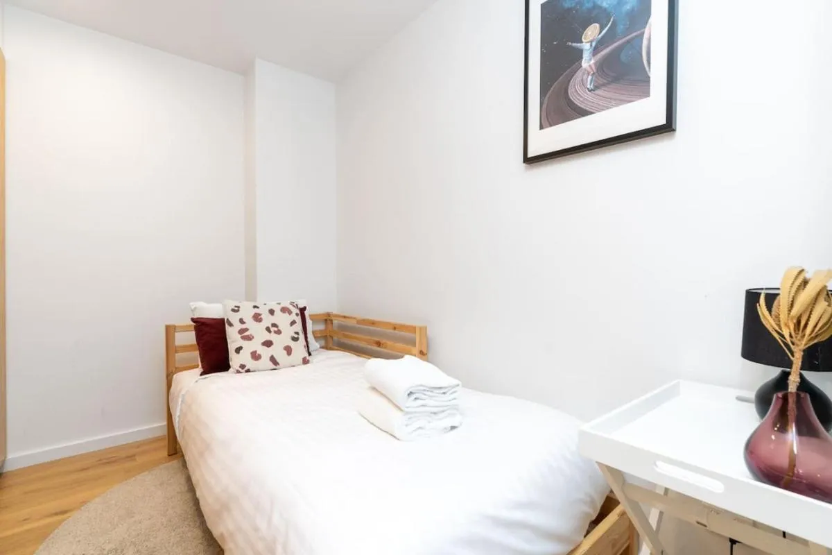 Image 6 of Exclusive Braddon 2BR APT near Civic – Hosted by Canstay
