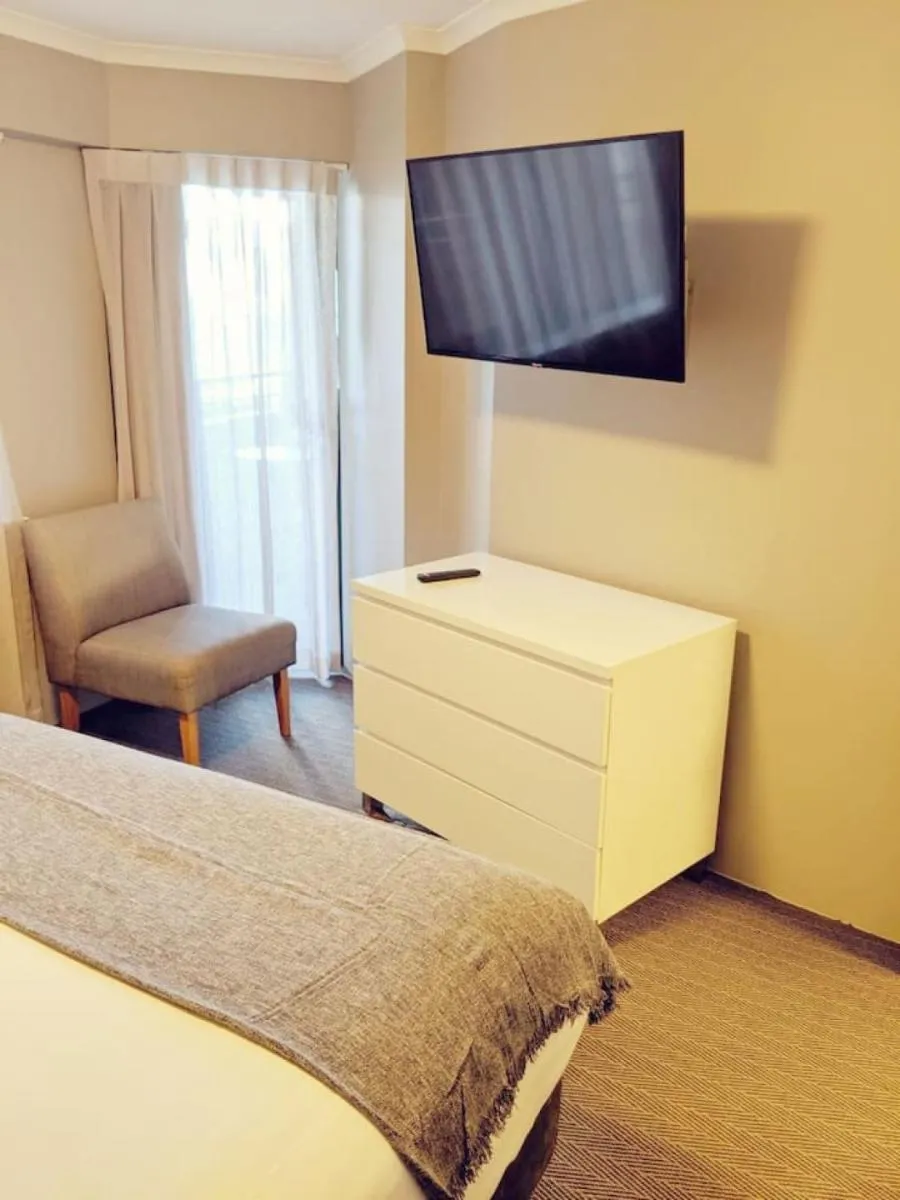 Image 3 of Exquisite Apartment at Citys Doorstep – Hosted by Canstay