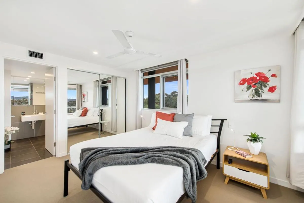 Image 1 of Jamieson – Lakeview Apt
