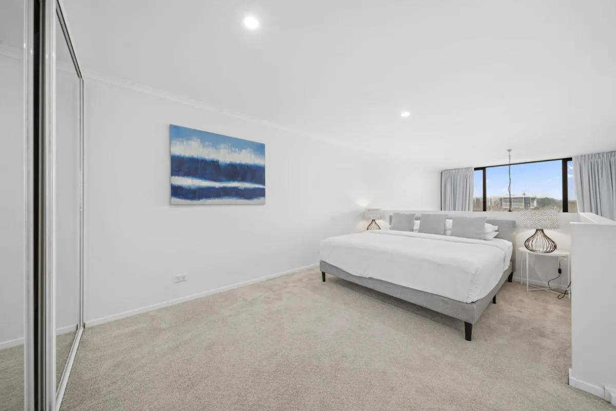 Image 6 of Loft-Style CBD 1-Bed with Rooftop Terrace & BBQ