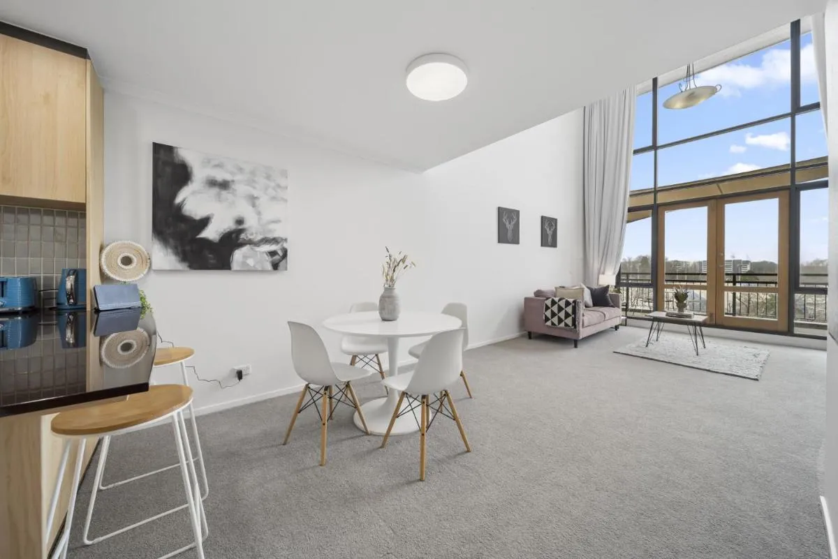 Image 3 of Loft-Style CBD 1-Bed with Rooftop Terrace & BBQ
