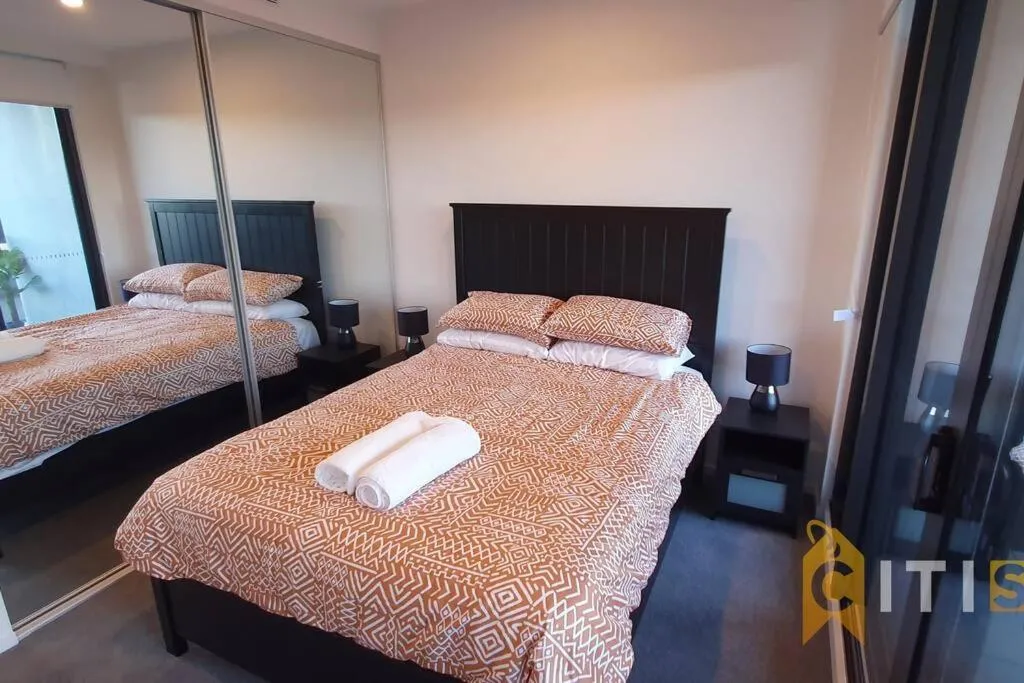 Image 1 of Lovely in Lyneham – 1bd 1bth Apt
