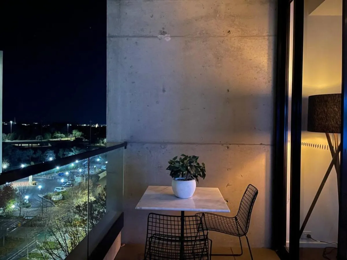 Image 6 of Luxury Apartment in Popular NewActon Precinct-City – Hosted by CanStay